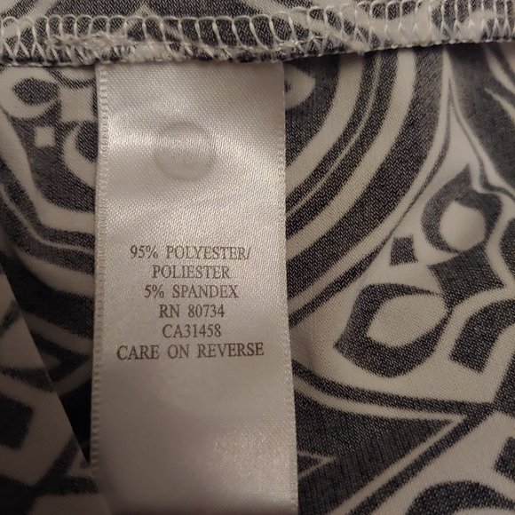 BCBGMaxazria empire waist black and white boho top size small - Picture 8 of 9